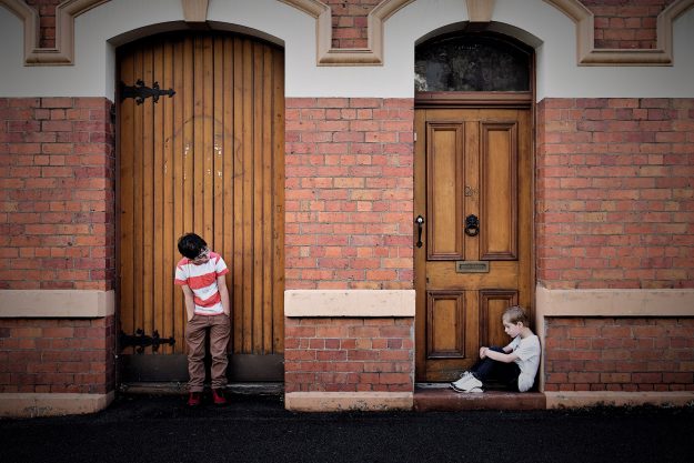 kids-looking-at-each-other Kids Looking at each other